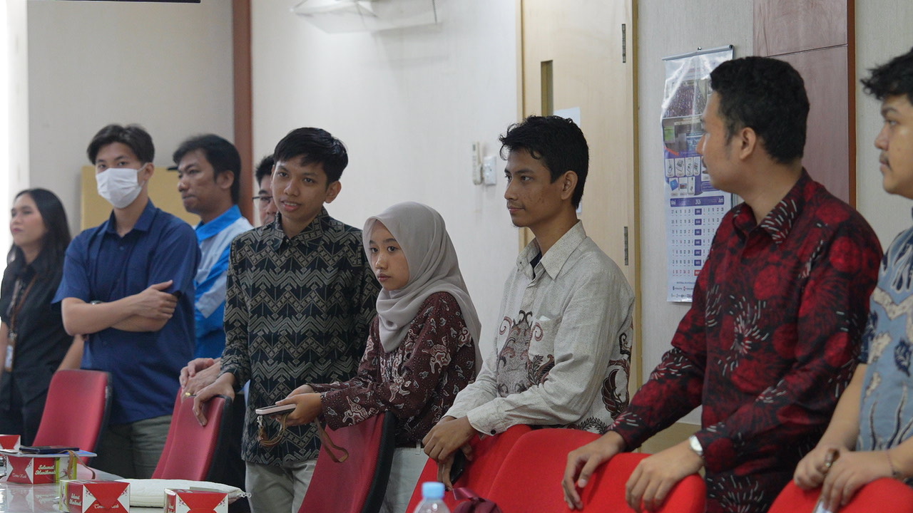 Gambar tambahan